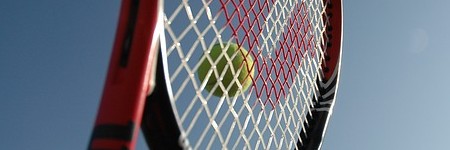 テニスラケットメーカーの選び方